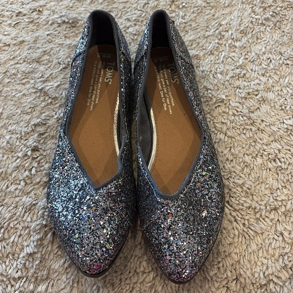 Toms silver glitter pointed toe flats - Picture 2 of 5